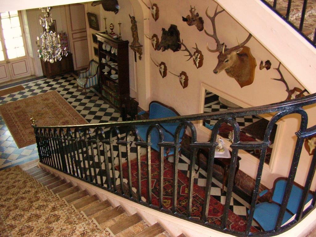 Chateau De Fleury La Foret Bed & Breakfast Igoville Exterior foto